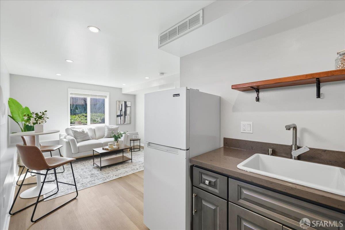 Detail Gallery Image 49 of 90 For 86 Hillview Ct, Daly City,  CA 94015 - 6 Beds | 4 Baths