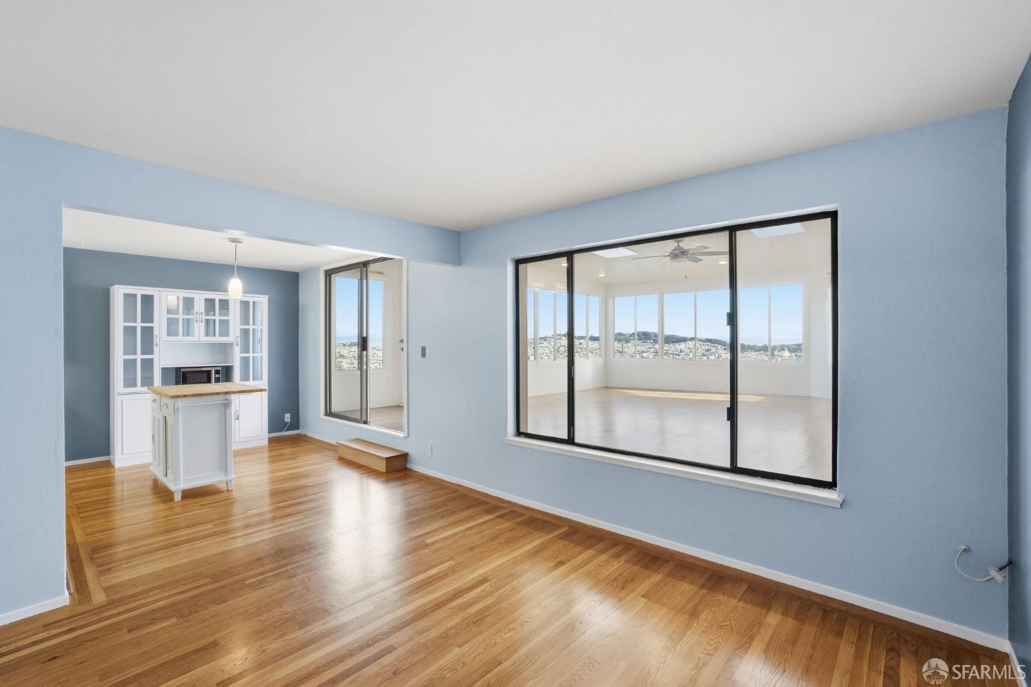 Detail Gallery Image 19 of 54 For 76 Getz St, San Francisco,  CA 94112 - 3 Beds | 2 Baths