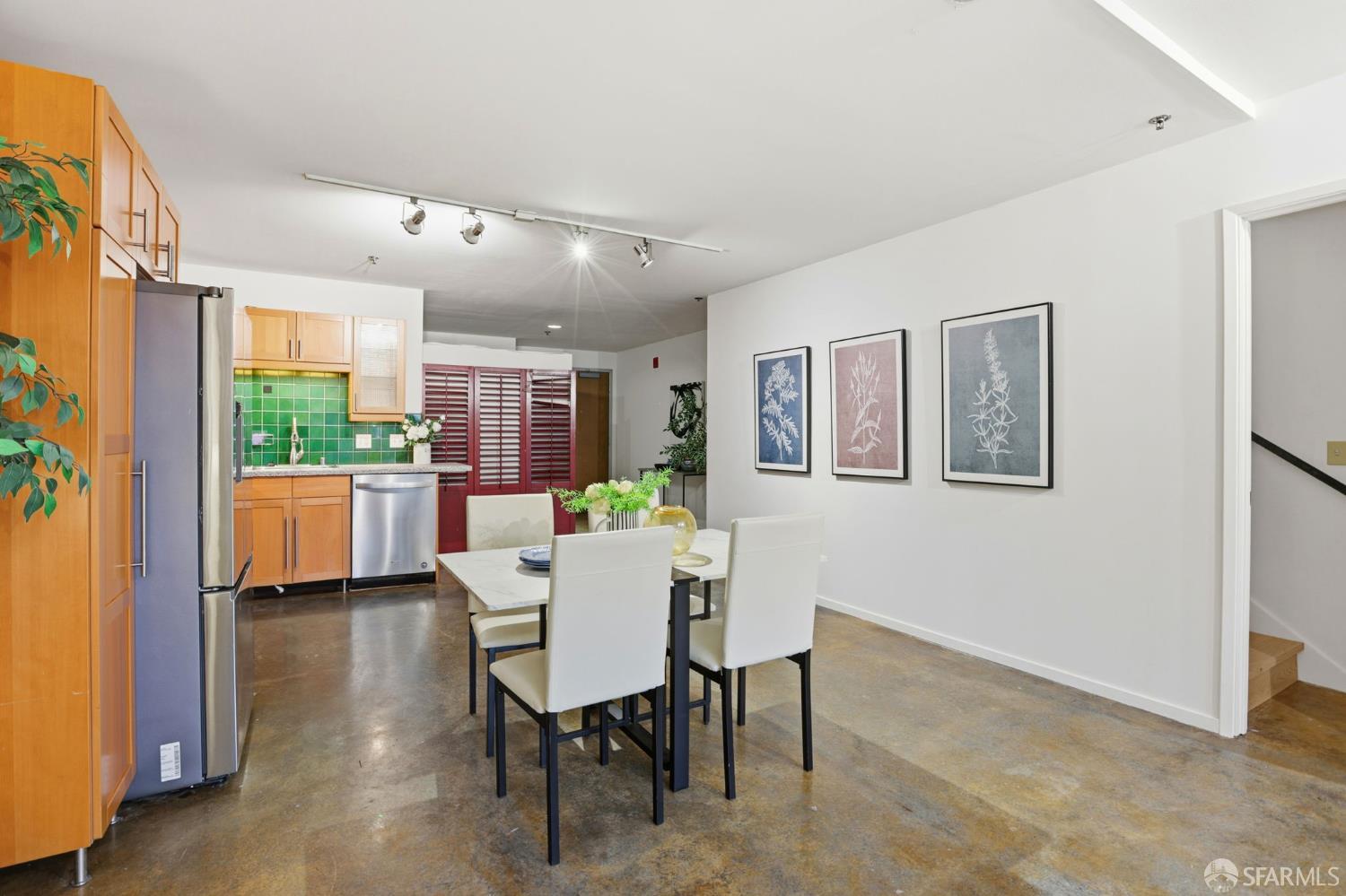 Detail Gallery Image 37 of 51 For 725 Florida St #4,  San Francisco,  CA 94110 - 2 Beds | 2/1 Baths
