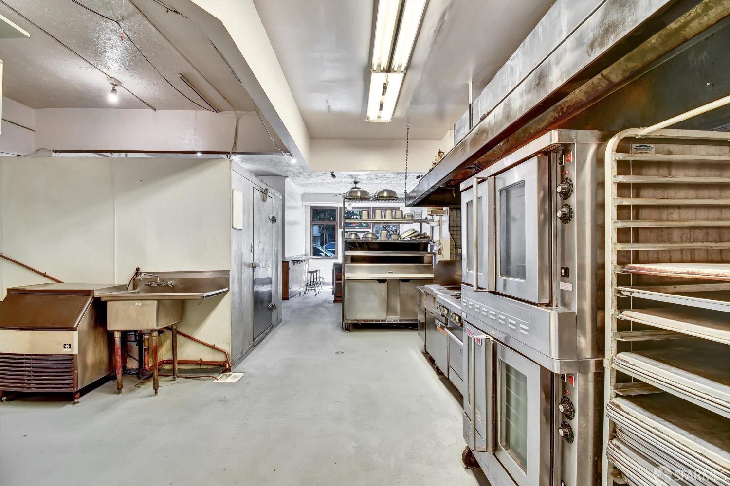 Detail Gallery Image 70 of 71 For 418 Haight St, San Francisco,  CA 94117 - – Beds | – Baths