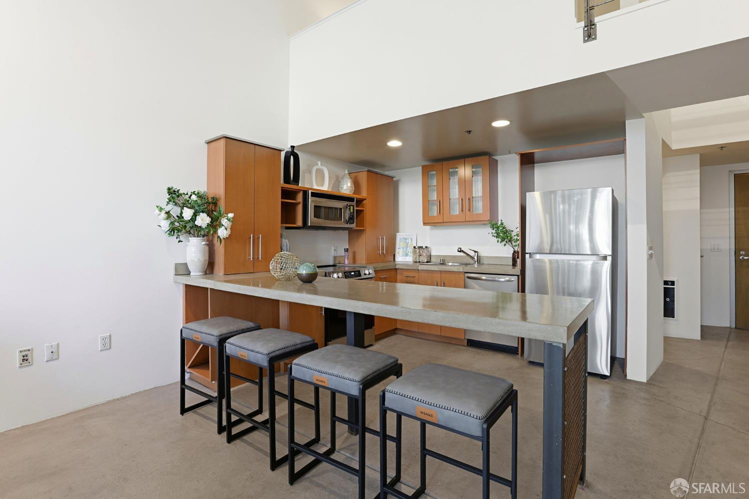 Detail Gallery Image 16 of 51 For 725 Florida St #4,  San Francisco,  CA 94110 - 2 Beds | 2/1 Baths