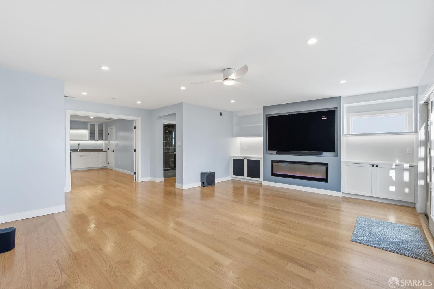 Detail Gallery Image 8 of 54 For 76 Getz St, San Francisco,  CA 94112 - 3 Beds | 2 Baths