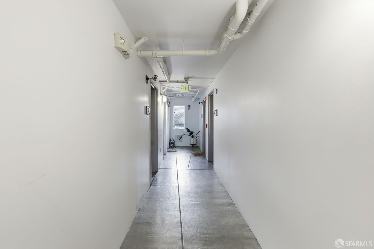 Detail Gallery Image 7 of 51 For 725 Florida St #4,  San Francisco,  CA 94110 - 2 Beds | 2/1 Baths