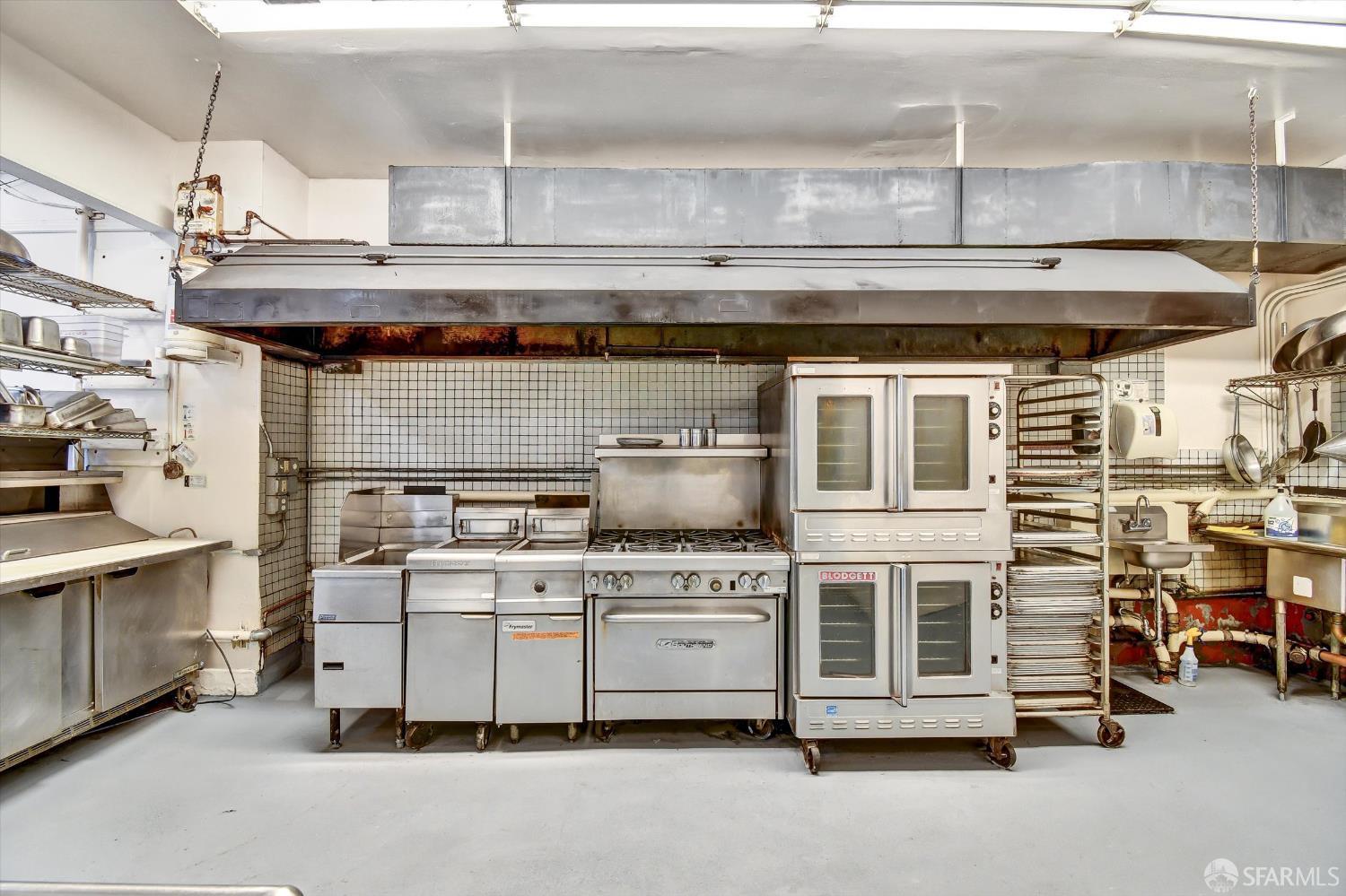 Detail Gallery Image 61 of 71 For 418 Haight St, San Francisco,  CA 94117 - – Beds | – Baths