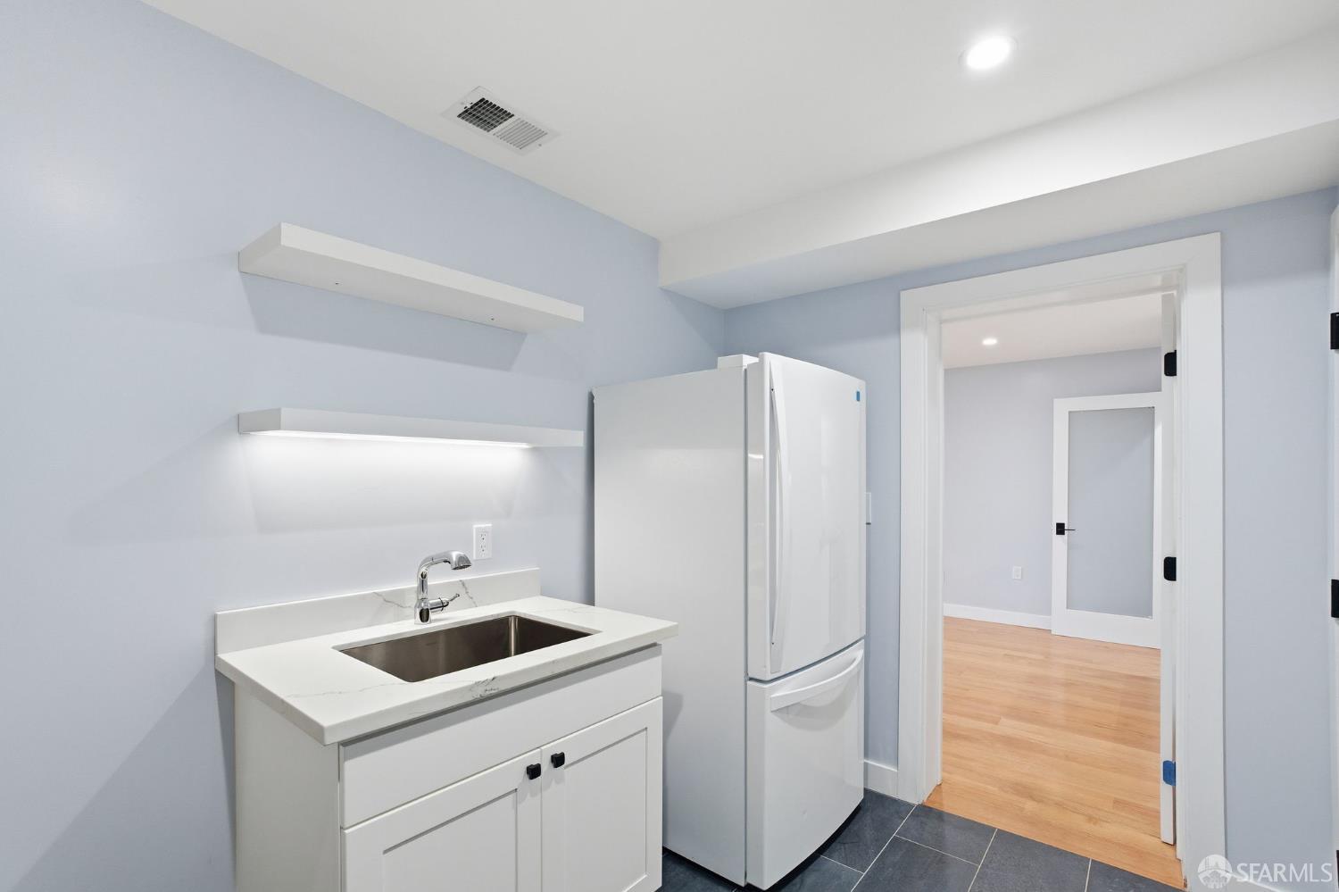 Detail Gallery Image 36 of 54 For 76 Getz St, San Francisco,  CA 94112 - 3 Beds | 2 Baths