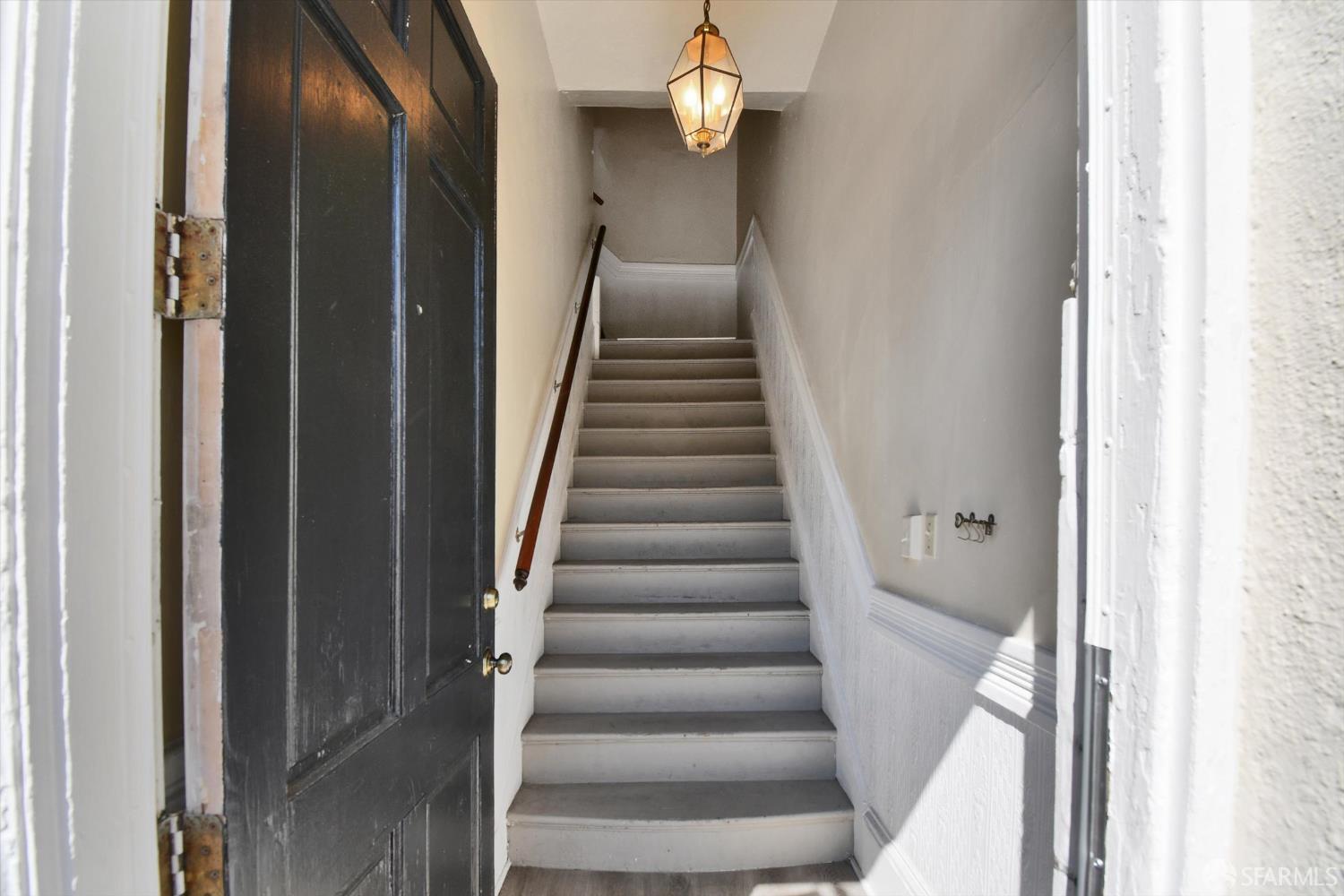 Detail Gallery Image 6 of 71 For 418 Haight St, San Francisco,  CA 94117 - – Beds | – Baths