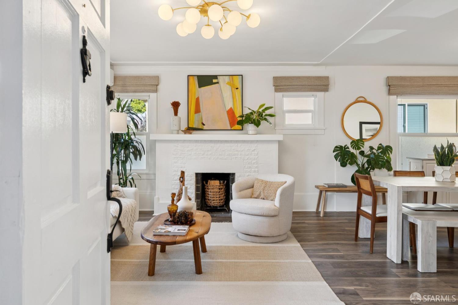 Detail Gallery Image 5 of 36 For 1314 Mound St, Alameda,  CA 94501 - – Beds | – Baths