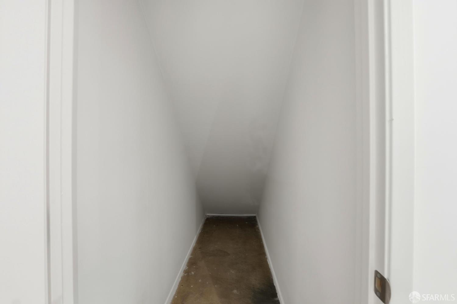 Detail Gallery Image 45 of 51 For 725 Florida St #4,  San Francisco,  CA 94110 - 2 Beds | 2/1 Baths