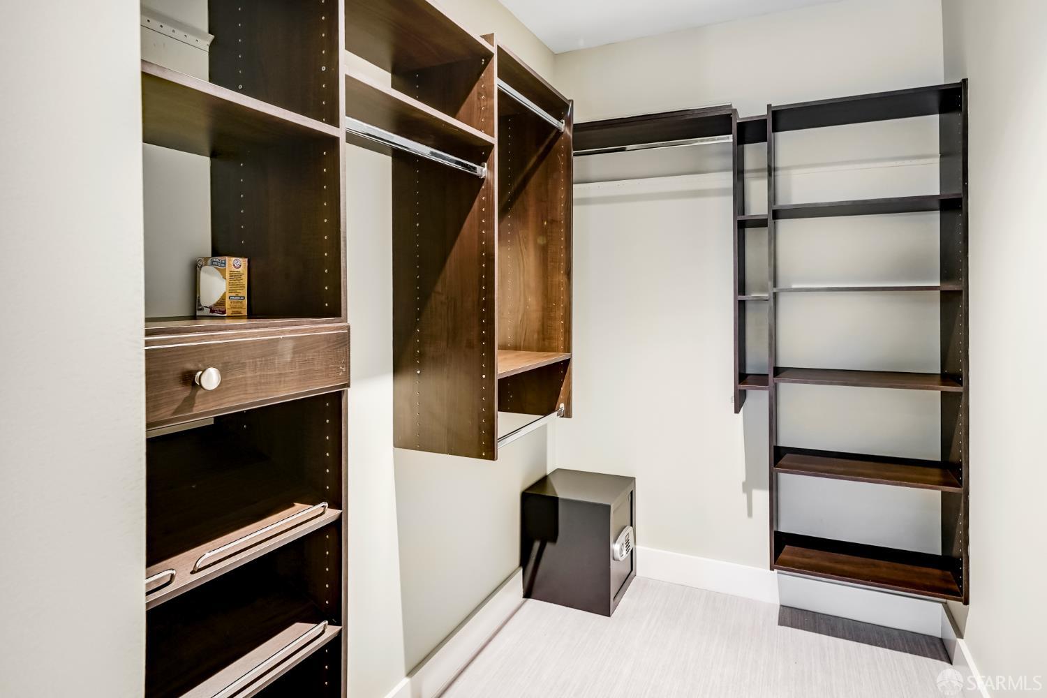 Detail Gallery Image 16 of 23 For 420 Bay St a,  San Francisco,  CA 94133 - 2 Beds | 2 Baths