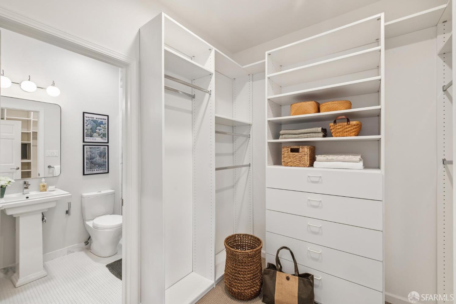 Detail Gallery Image 40 of 46 For 4322 17th St a,  San Francisco,  CA 94114 - 3 Beds | 3 Baths