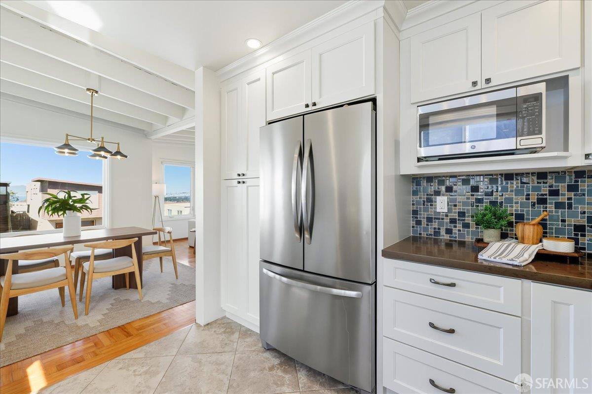 Detail Gallery Image 22 of 90 For 86 Hillview Ct, Daly City,  CA 94015 - 6 Beds | 4 Baths