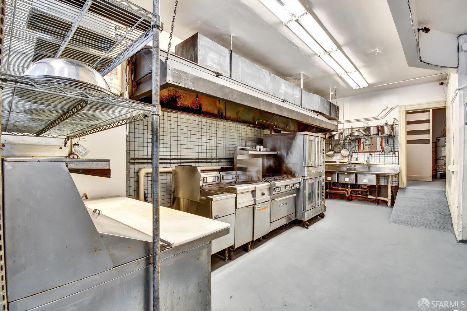 Detail Gallery Image 60 of 71 For 418 Haight St, San Francisco,  CA 94117 - – Beds | – Baths