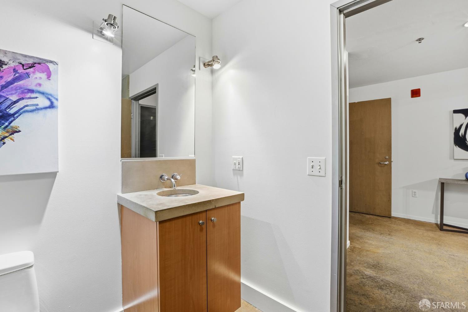 Detail Gallery Image 43 of 51 For 725 Florida St #4,  San Francisco,  CA 94110 - 2 Beds | 2/1 Baths