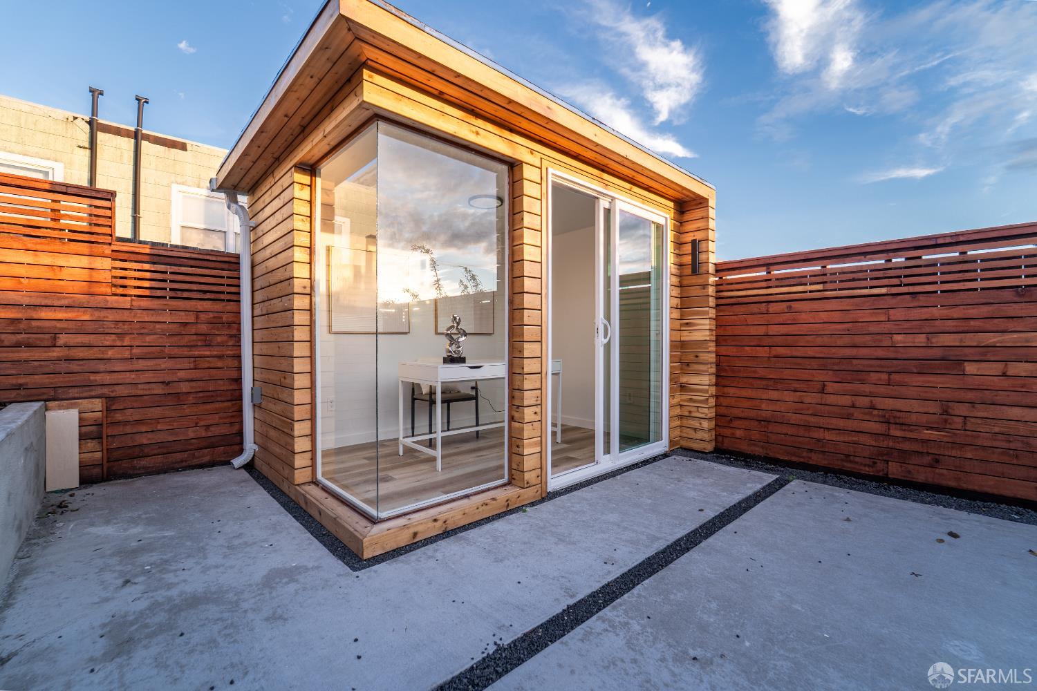 Detail Gallery Image 44 of 90 For 3419 Ulloa St, San Francisco,  CA 94116 - 4 Beds | 4 Baths