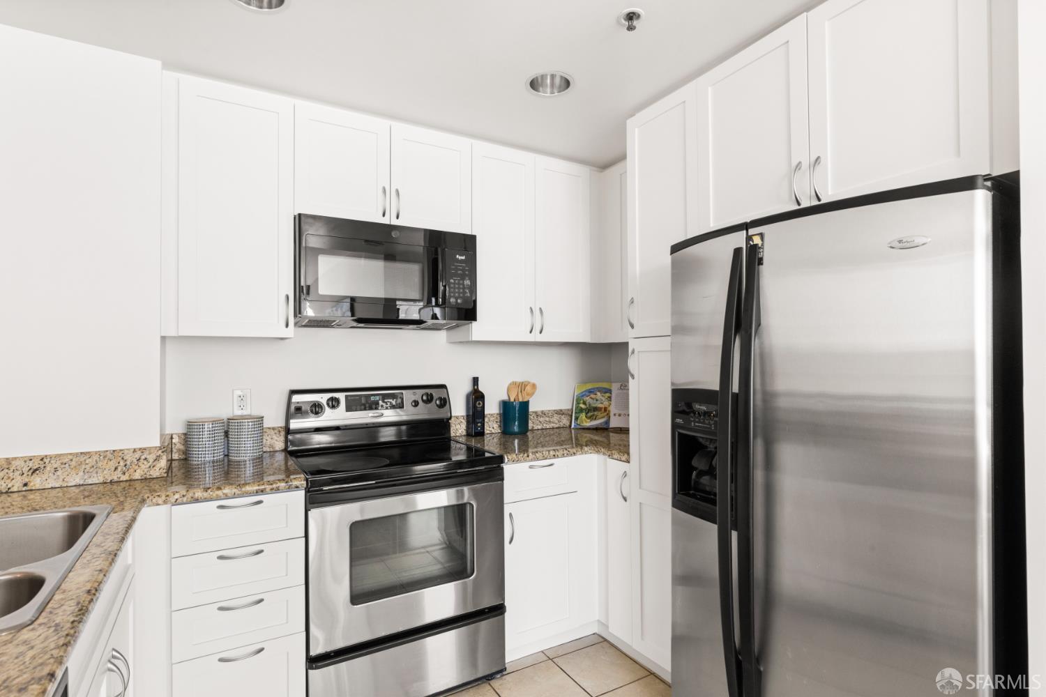 Detail Gallery Image 18 of 52 For 260 King St #959,  San Francisco,  CA 94107 - 3 Beds | 2 Baths