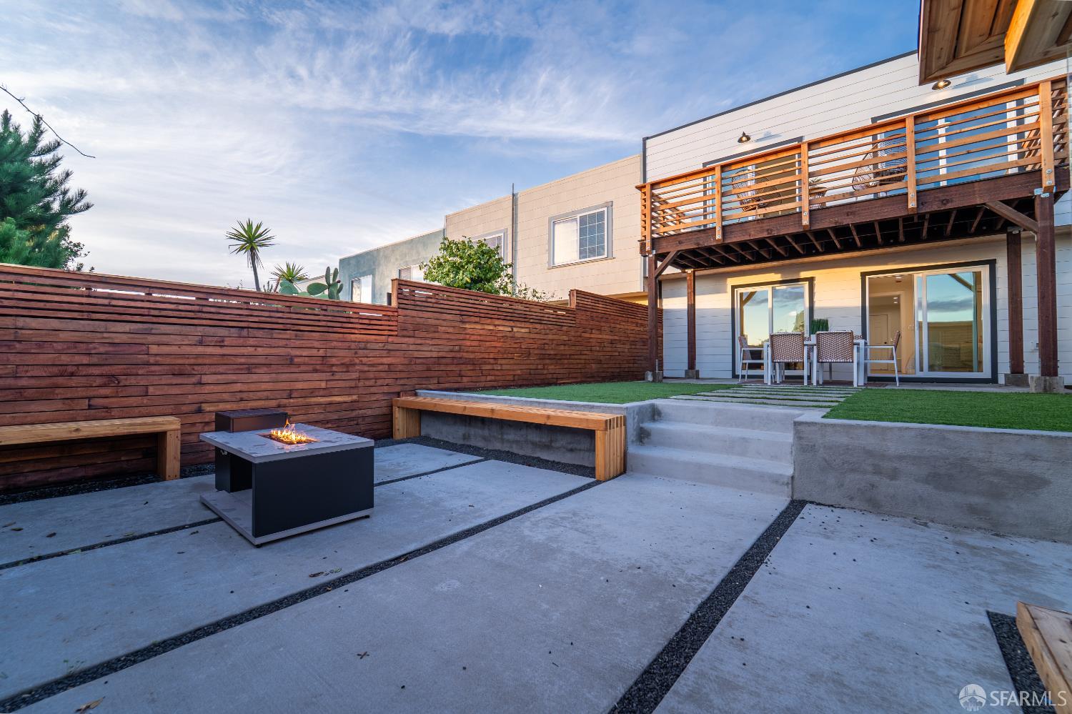 Detail Gallery Image 40 of 90 For 3419 Ulloa St, San Francisco,  CA 94116 - 4 Beds | 4 Baths