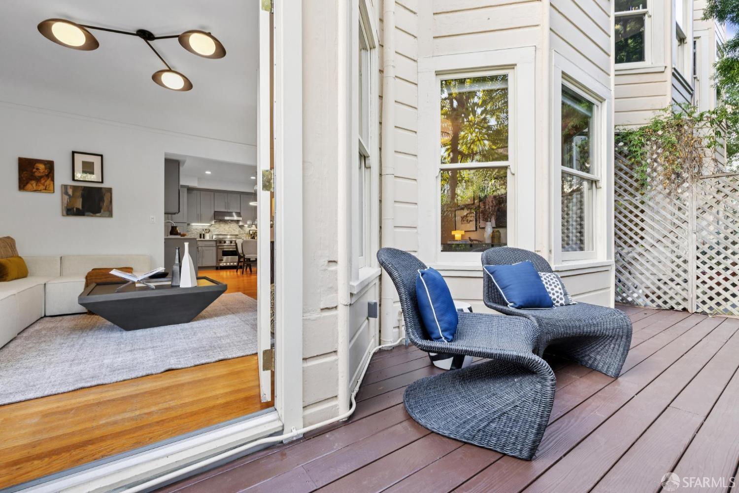 Detail Gallery Image 22 of 65 For 221 Noe St #3,  San Francisco,  CA 94114 - 1 Beds | 1 Baths