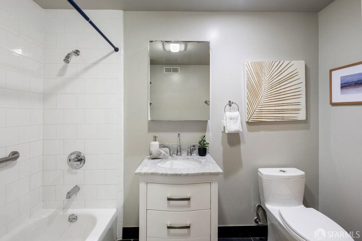 Photo #53: 425093289 Listing: Photo #53