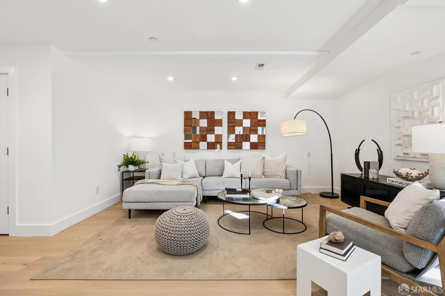 Detail Gallery Image 3 of 18 For 538 Page St a,  San Francisco,  CA 94117 - 3 Beds | 2 Baths