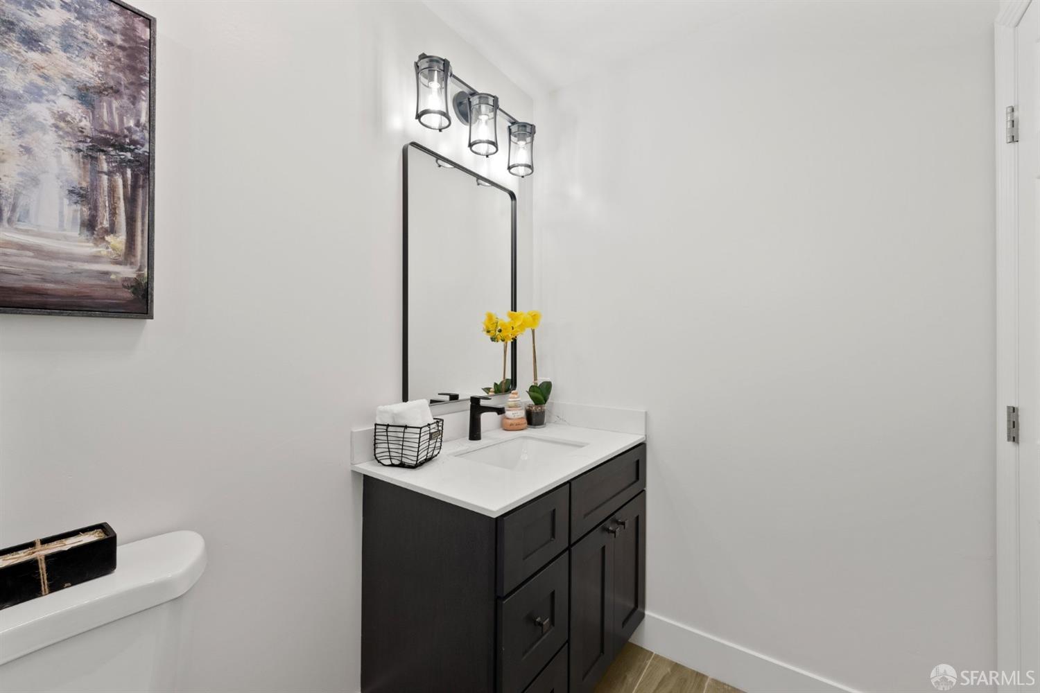 Detail Gallery Image 25 of 55 For 2469 Potter St, Oakland,  CA 94601 - 3 Beds | 4/1 Baths