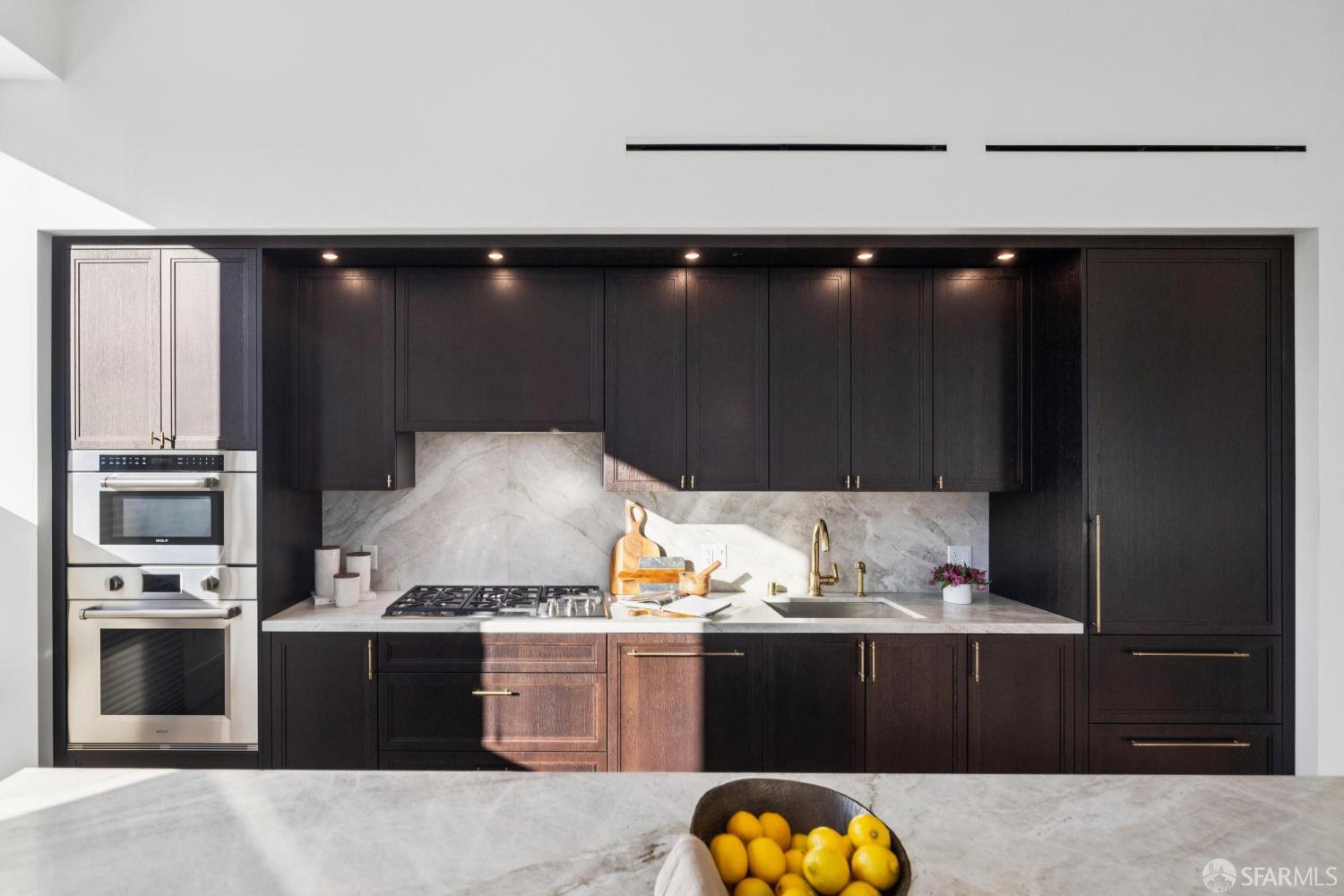 Detail Gallery Image 5 of 18 For 288 Pacific Ave 4a,  San Francisco,  CA 94111 - 2 Beds | 2/1 Baths