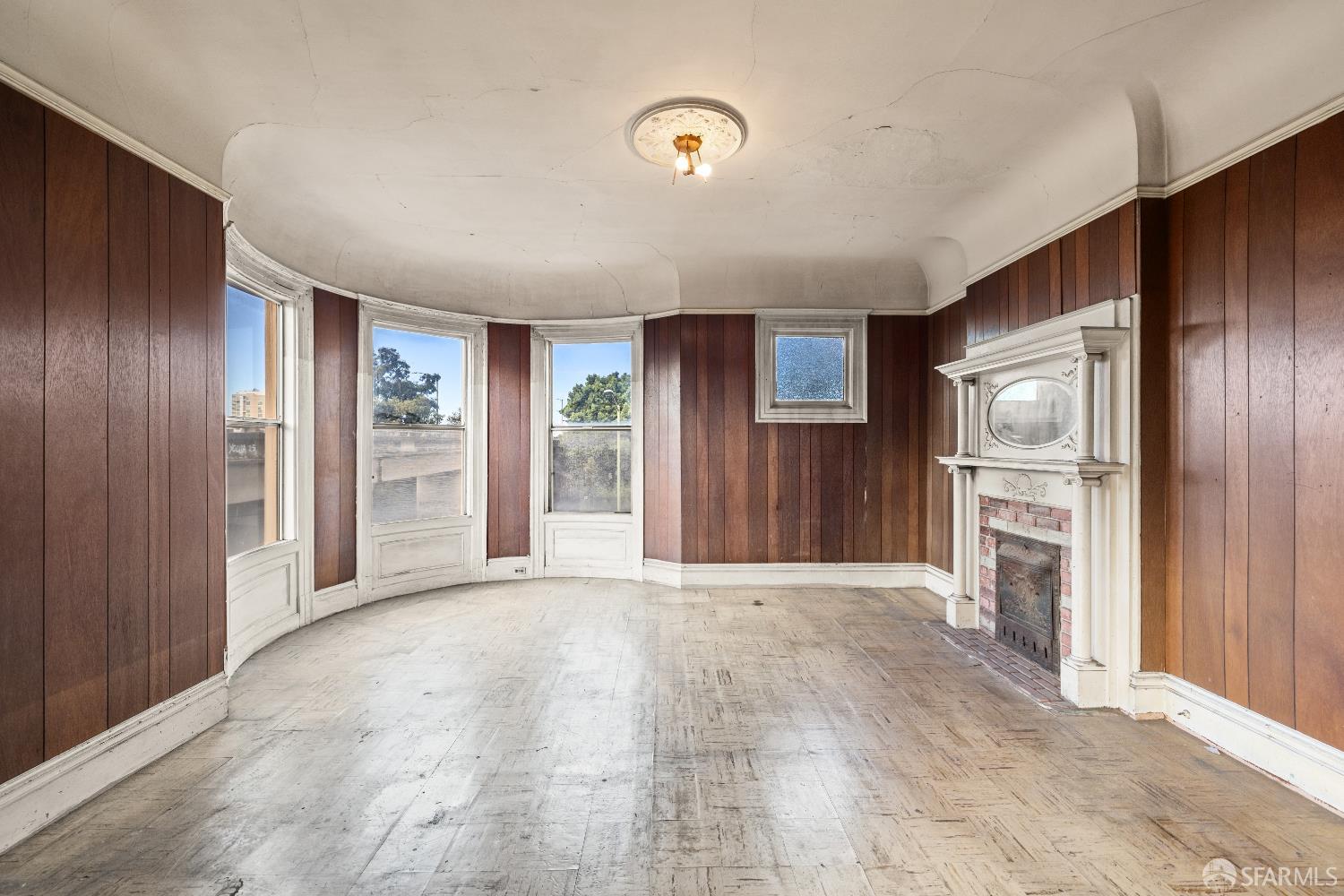 Detail Gallery Image 7 of 30 For 602 Alice St, Oakland,  CA 94607 - – Beds | – Baths