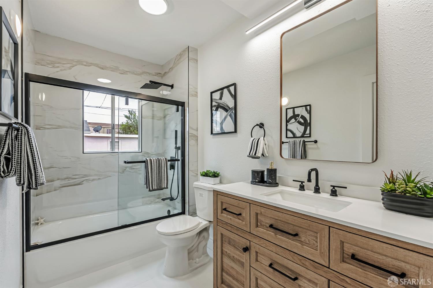 Detail Gallery Image 26 of 51 For 220 Vaqueros Ave, Rodeo,  CA 94572 - 3 Beds | 1 Baths