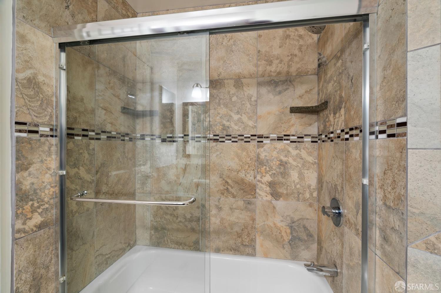 Detail Gallery Image 21 of 32 For 425 N El Camino Real #308,  San Mateo,  CA 94401 - 2 Beds | 2 Baths