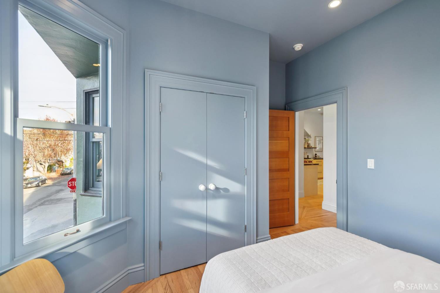 Detail Gallery Image 26 of 75 For 570 Precita Ave, San Francisco,  CA 94110 - 4 Beds | 2/1 Baths