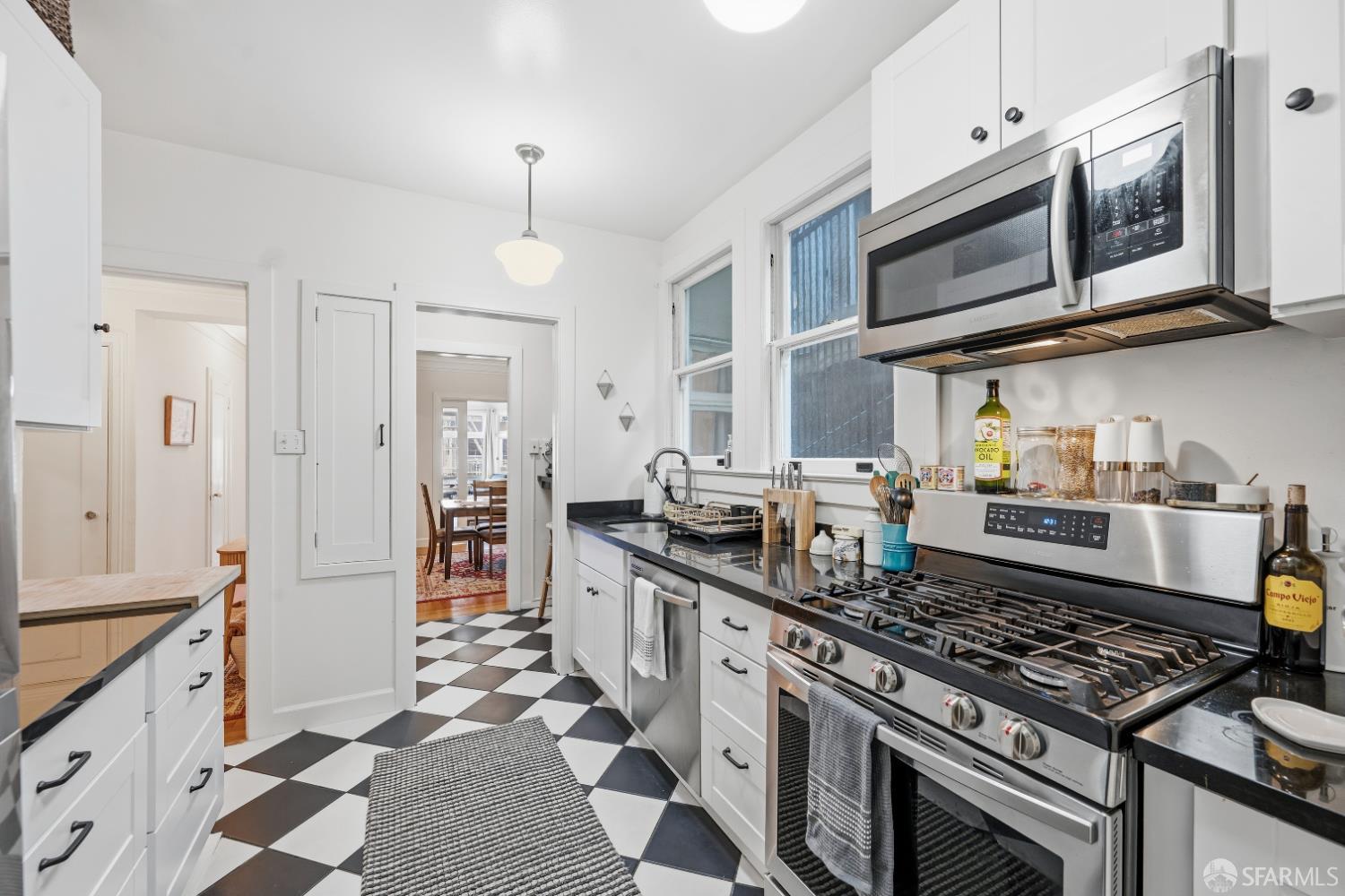 Detail Gallery Image 27 of 39 For 1441 Jones St #301,  San Francisco,  CA 94109 - 1 Beds | 1 Baths