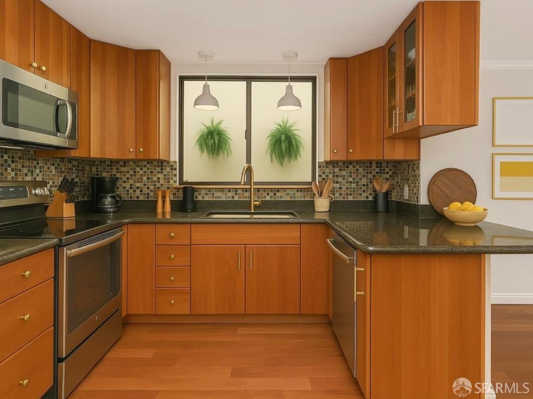 Detail Gallery Image 7 of 8 For 1365 Scott St #1,  San Francisco,  CA 94115 - 2 Beds | 1/1 Baths