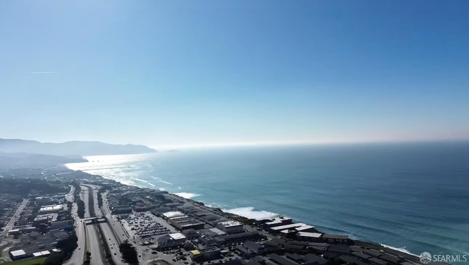 Detail Gallery Image 6 of 7 For 327 Beaumont Blvd, Pacifica,  CA 94044 - – Beds | – Baths