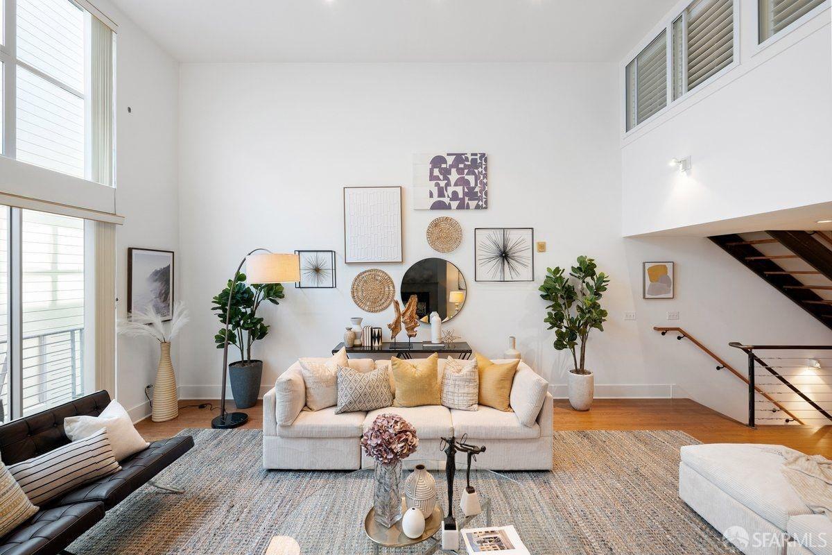 Photo #7: 425093289 Listing: Photo #7