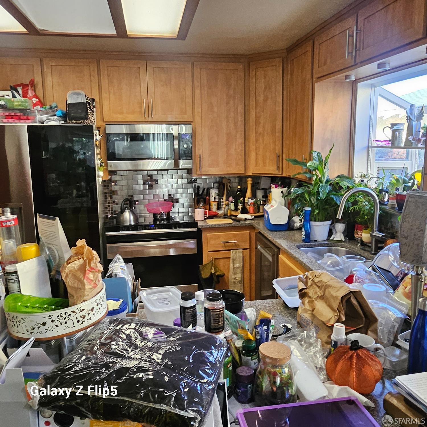 Detail Gallery Image 9 of 9 For 929 Constitution Dr, Foster City,  CA 94404 - 3 Beds | 2 Baths