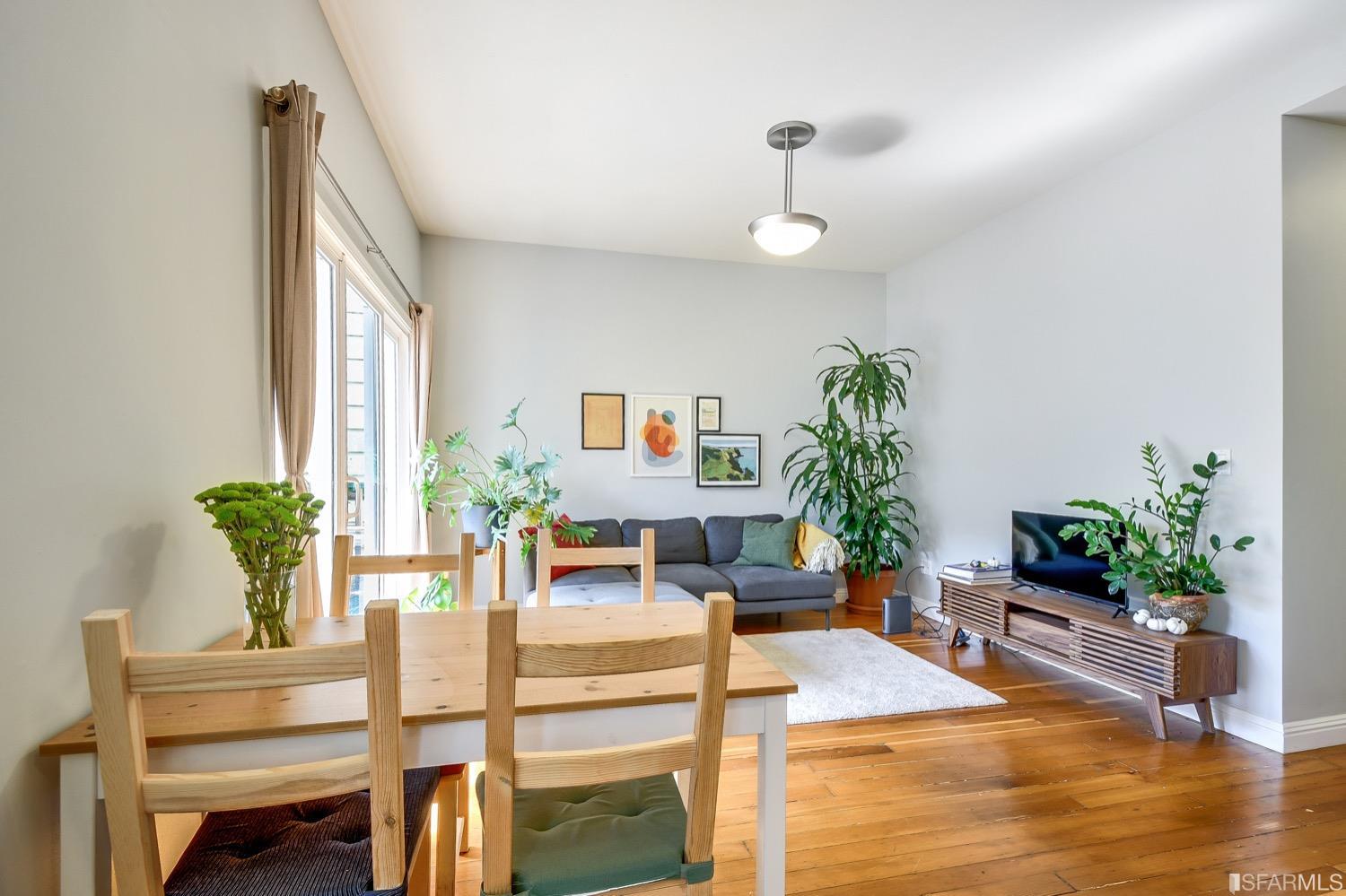 Detail Gallery Image 7 of 28 For 241 14th St, San Francisco,  CA 94103 - 2 Beds | 1 Baths