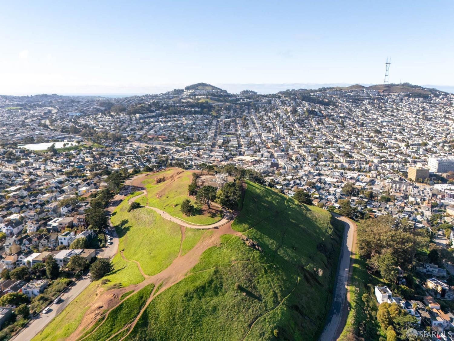 Detail Gallery Image 24 of 29 For 495 Chapman St, San Francisco,  CA 94110 - 4 Beds | 3 Baths