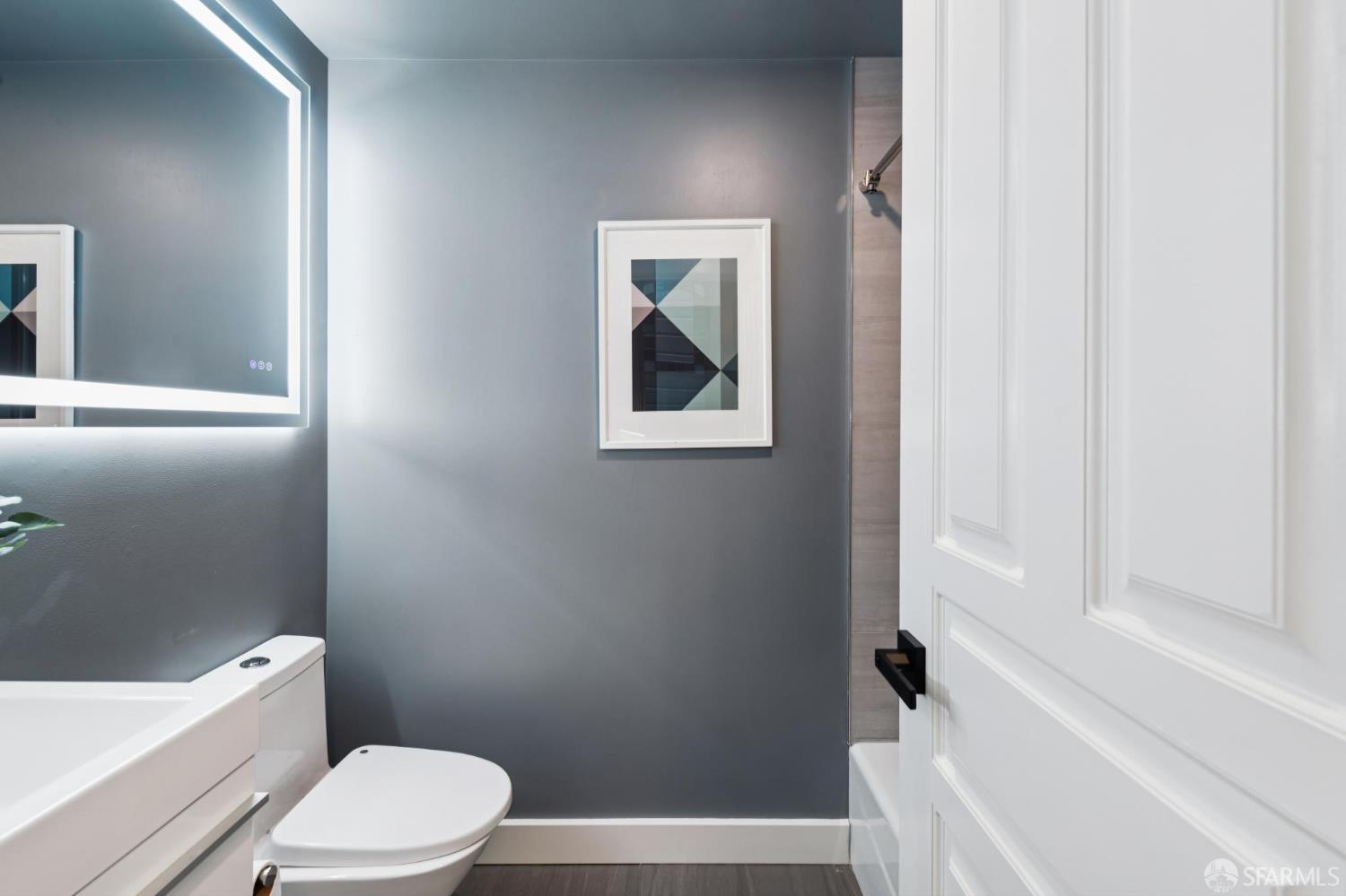 Detail Gallery Image 37 of 46 For 751 Capp St, San Francisco,  CA 94110 - 5 Beds | 3 Baths