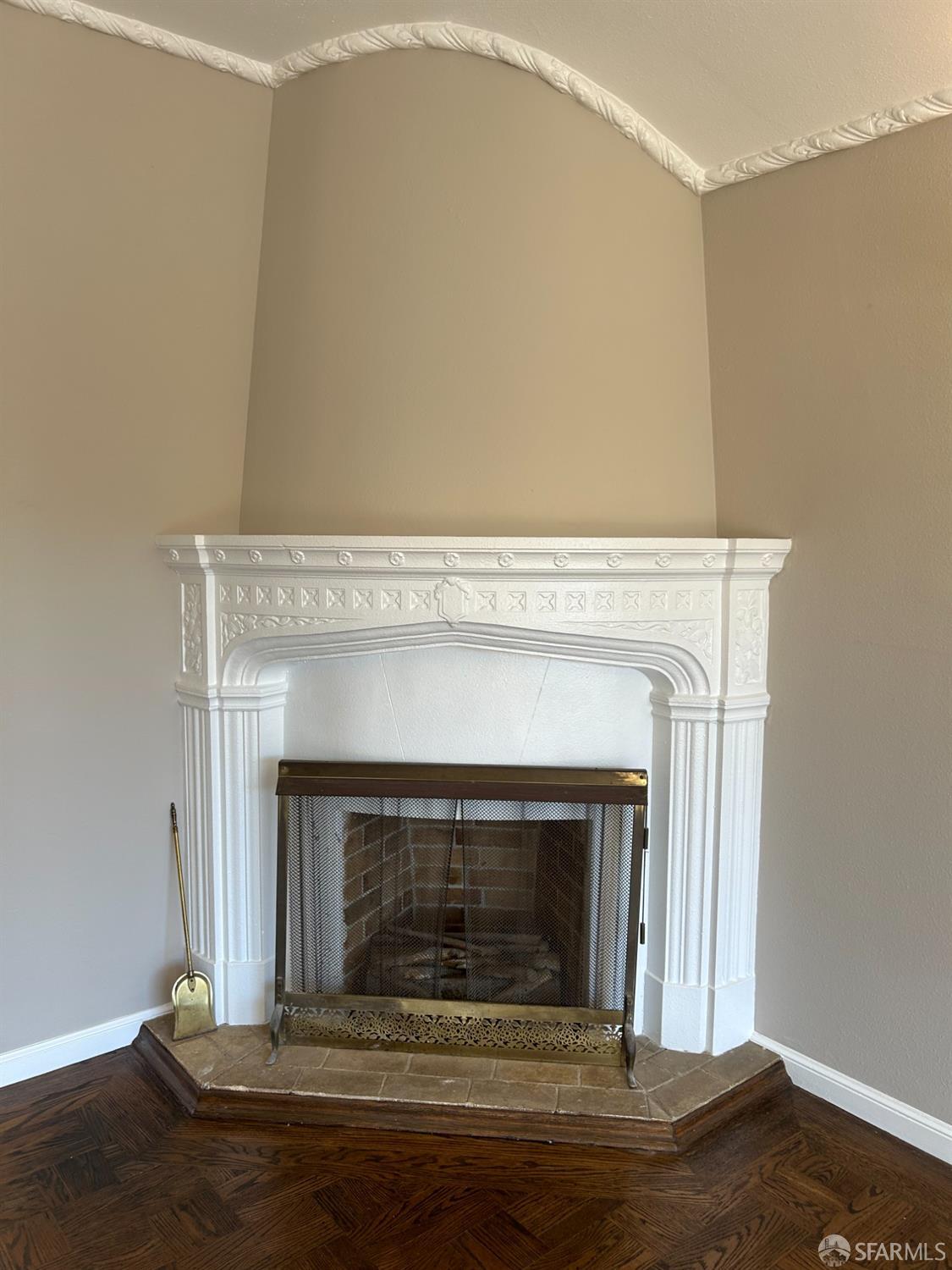 Detail Gallery Image 4 of 21 For 242 Bright St, San Francisco,  CA 94132 - 2 Beds | 1 Baths