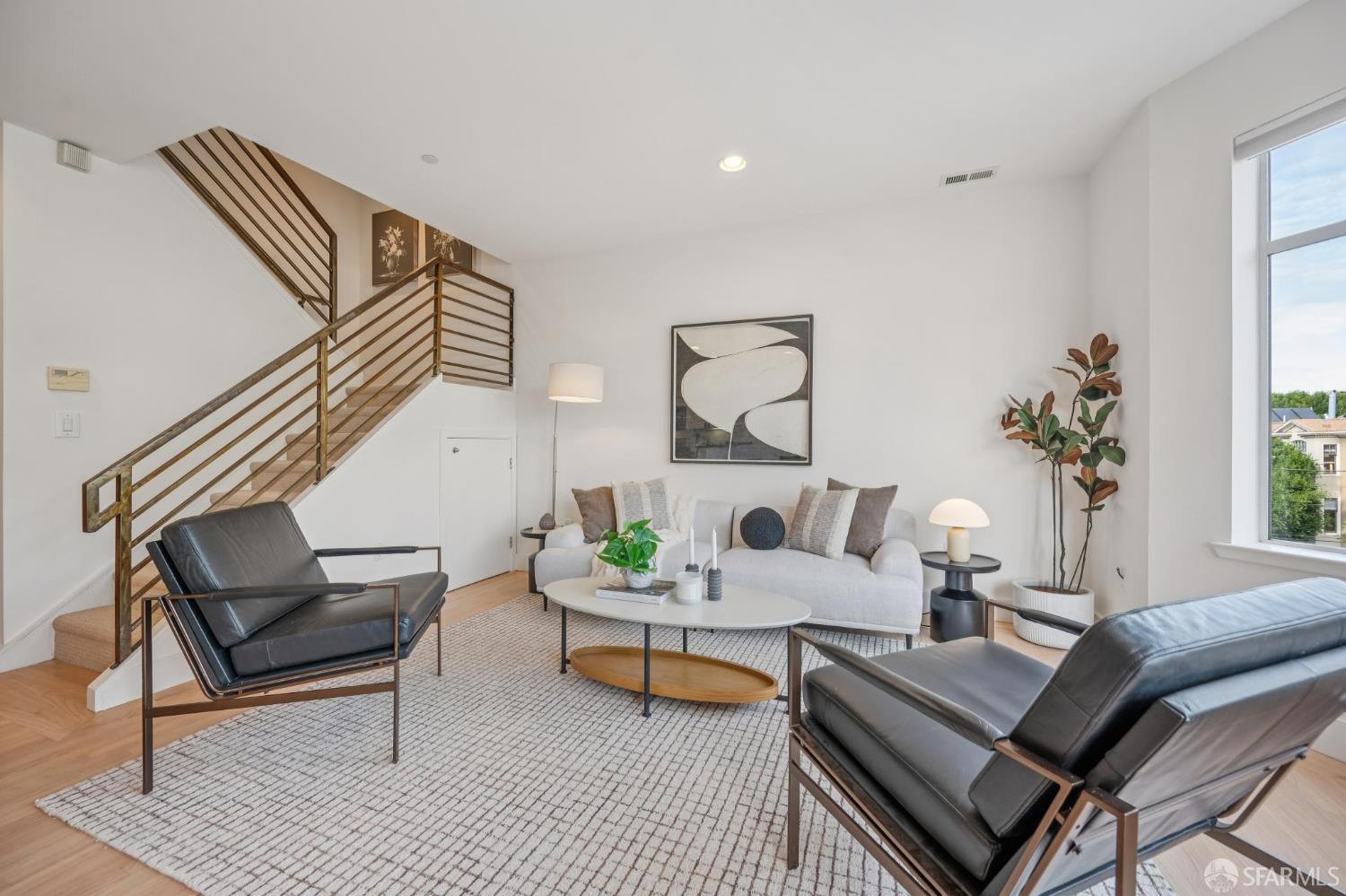 Detail Gallery Image 7 of 43 For 301 Gough St #F,  San Francisco,  CA 94102 - 2 Beds | 2 Baths