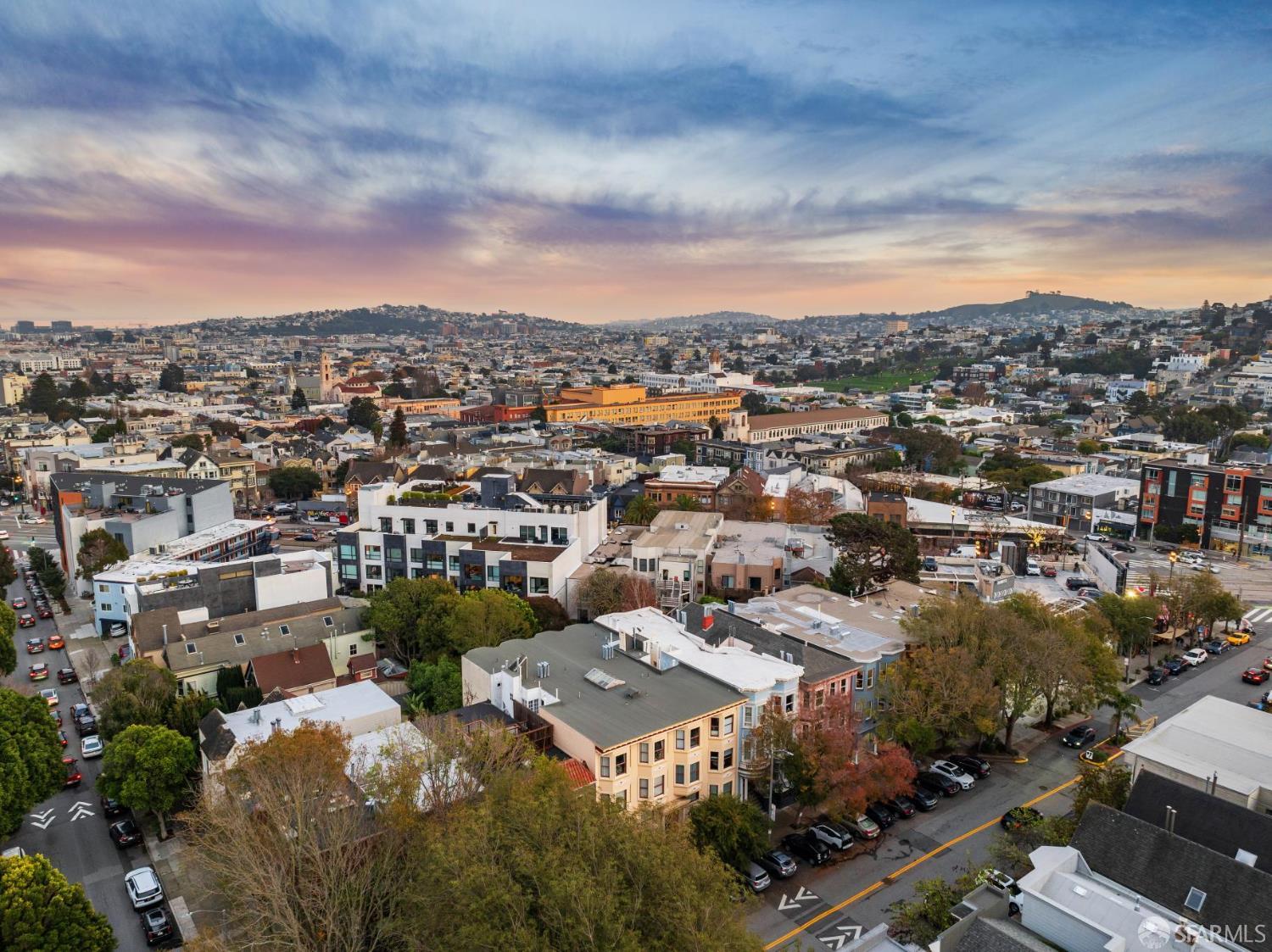 Detail Gallery Image 4 of 65 For 221 Noe St #3,  San Francisco,  CA 94114 - 1 Beds | 1 Baths
