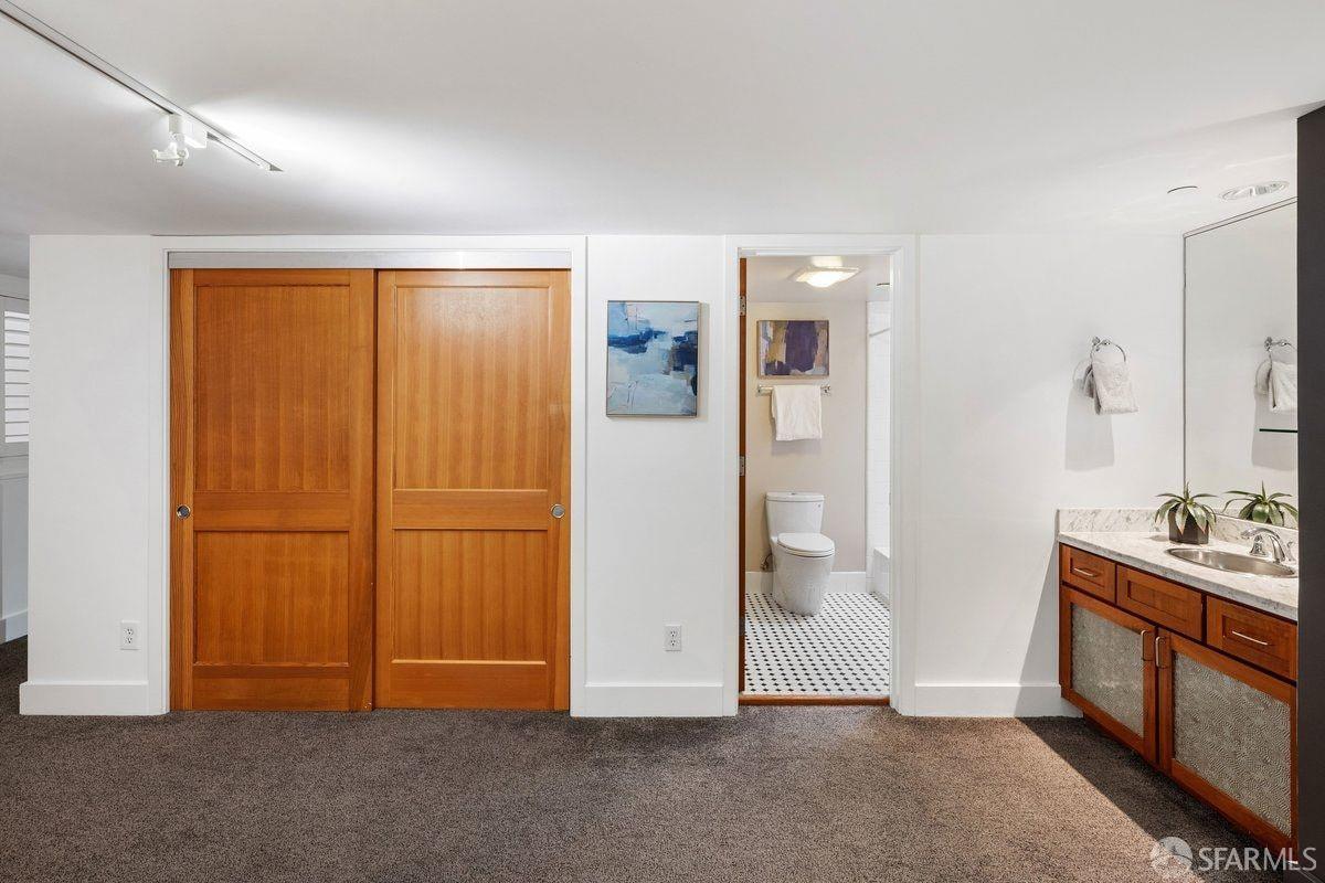 Photo #37: 425093289 Listing: Photo #37