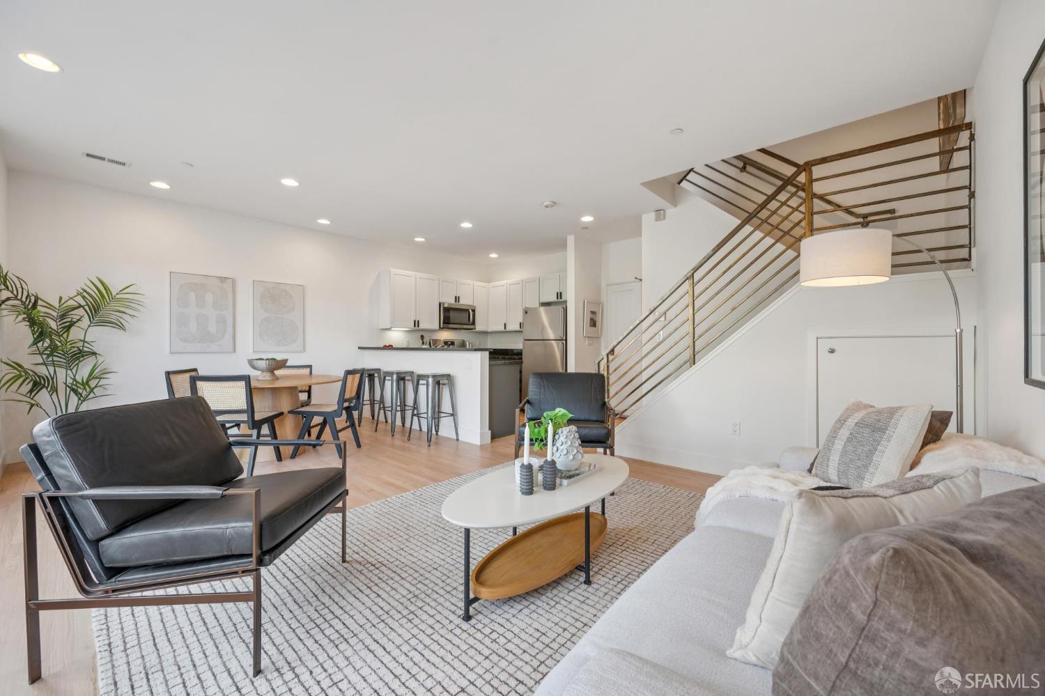 Detail Gallery Image 9 of 43 For 301 Gough St #F,  San Francisco,  CA 94102 - 2 Beds | 2 Baths