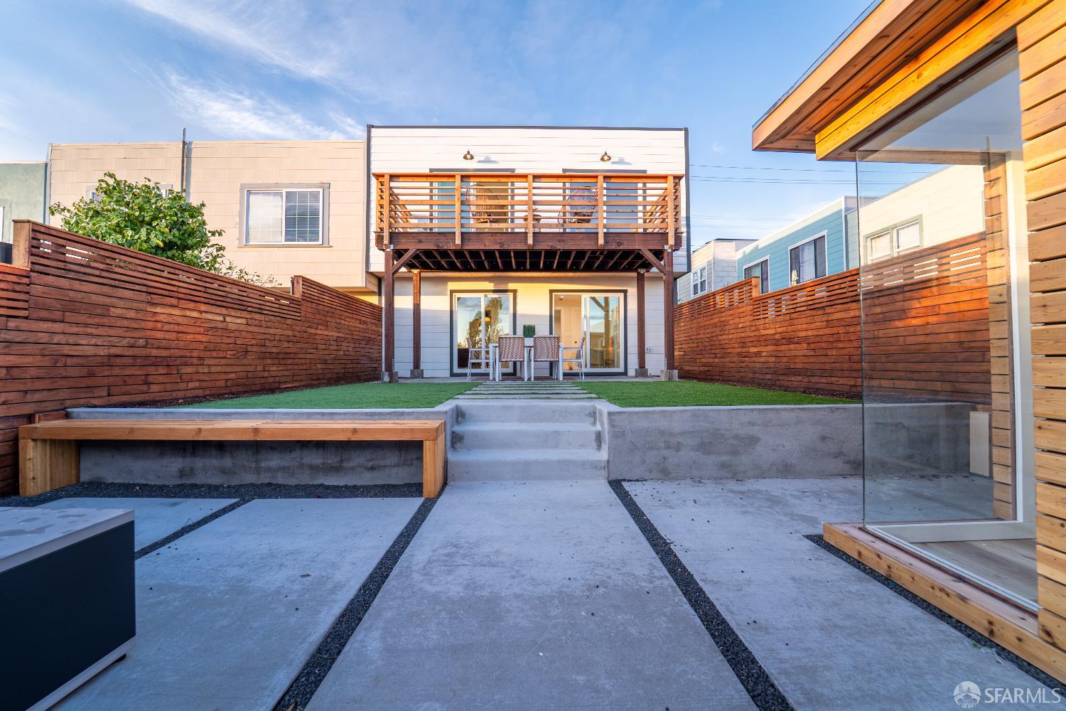 Detail Gallery Image 48 of 90 For 3419 Ulloa St, San Francisco,  CA 94116 - 4 Beds | 4 Baths