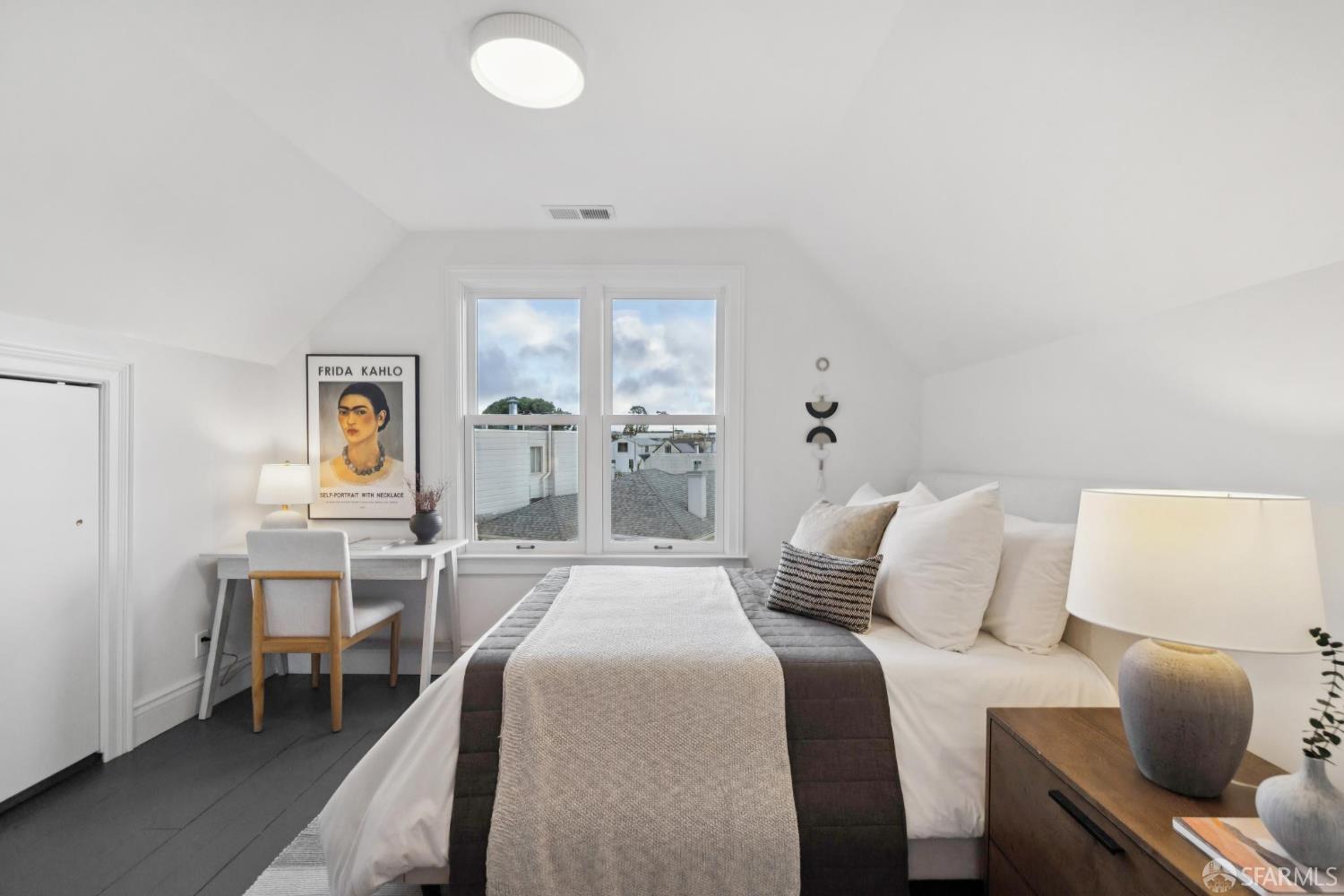 Detail Gallery Image 37 of 75 For 570 Precita Ave, San Francisco,  CA 94110 - 4 Beds | 2/1 Baths