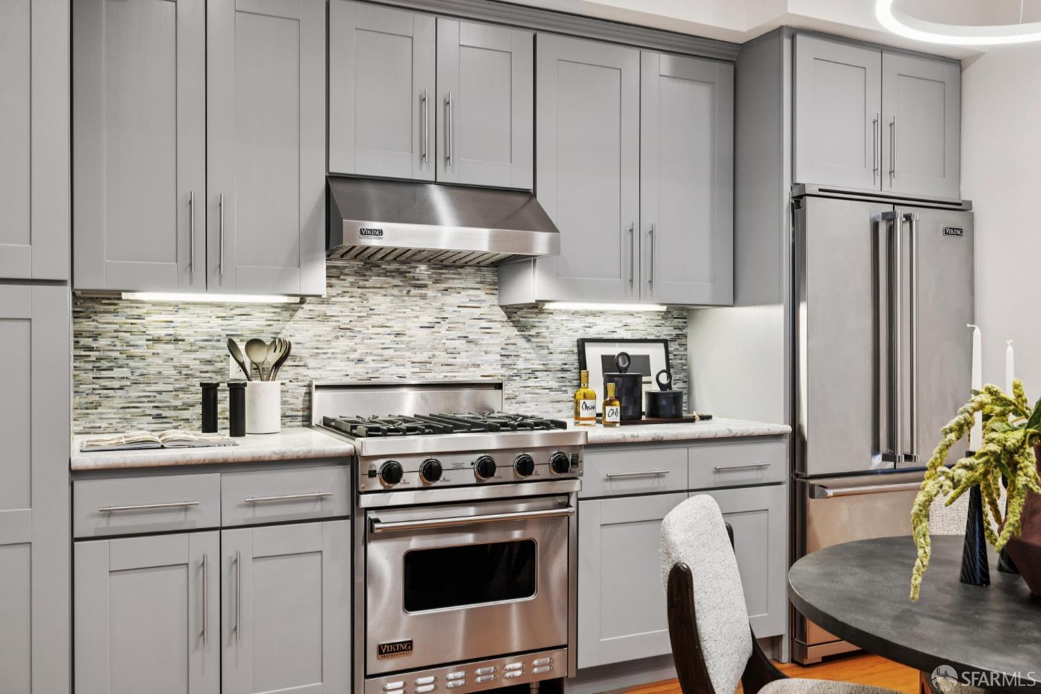 Detail Gallery Image 27 of 65 For 221 Noe St #3,  San Francisco,  CA 94114 - 1 Beds | 1 Baths