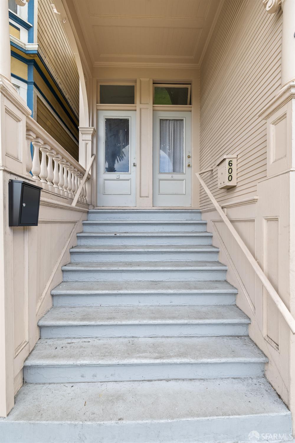 Detail Gallery Image 3 of 30 For 602 Alice St, Oakland,  CA 94607 - – Beds | – Baths