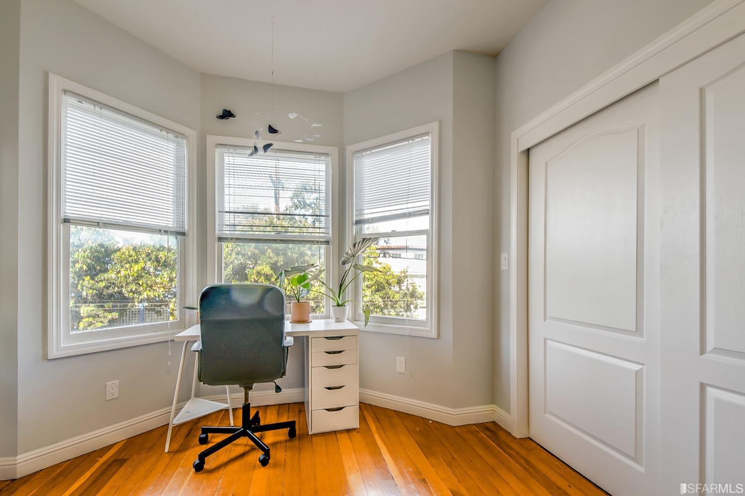 Detail Gallery Image 12 of 28 For 241 14th St, San Francisco,  CA 94103 - 2 Beds | 1 Baths