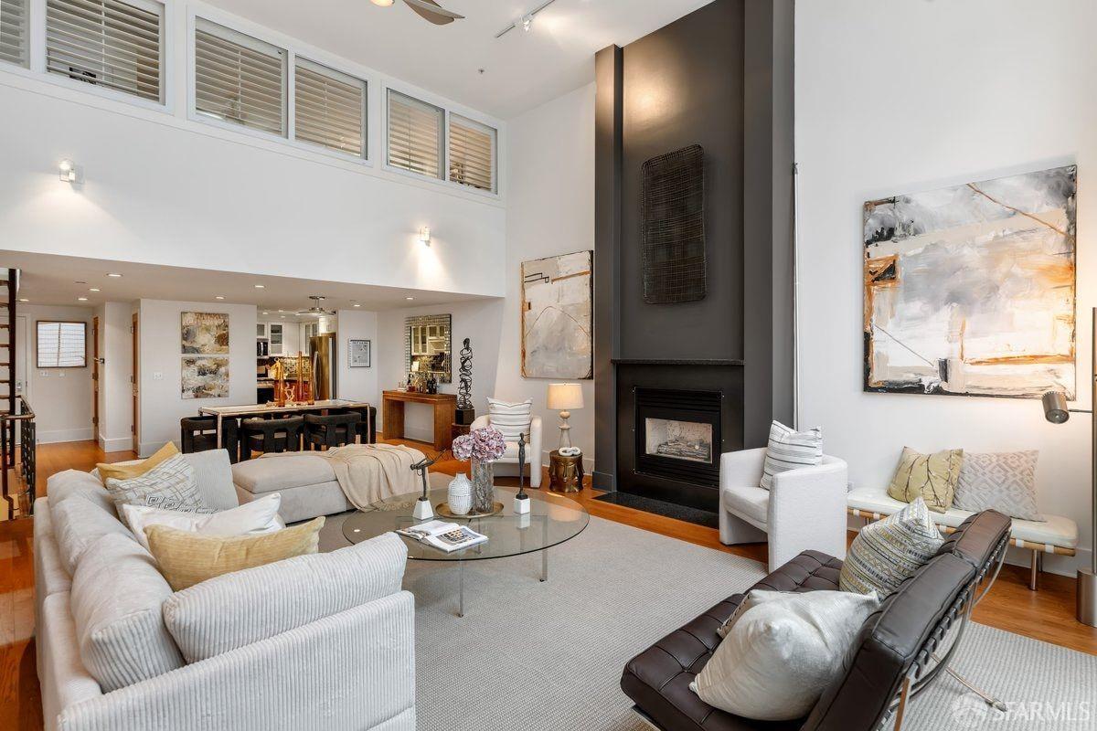 Photo #11: 425093289 Listing: Photo #11