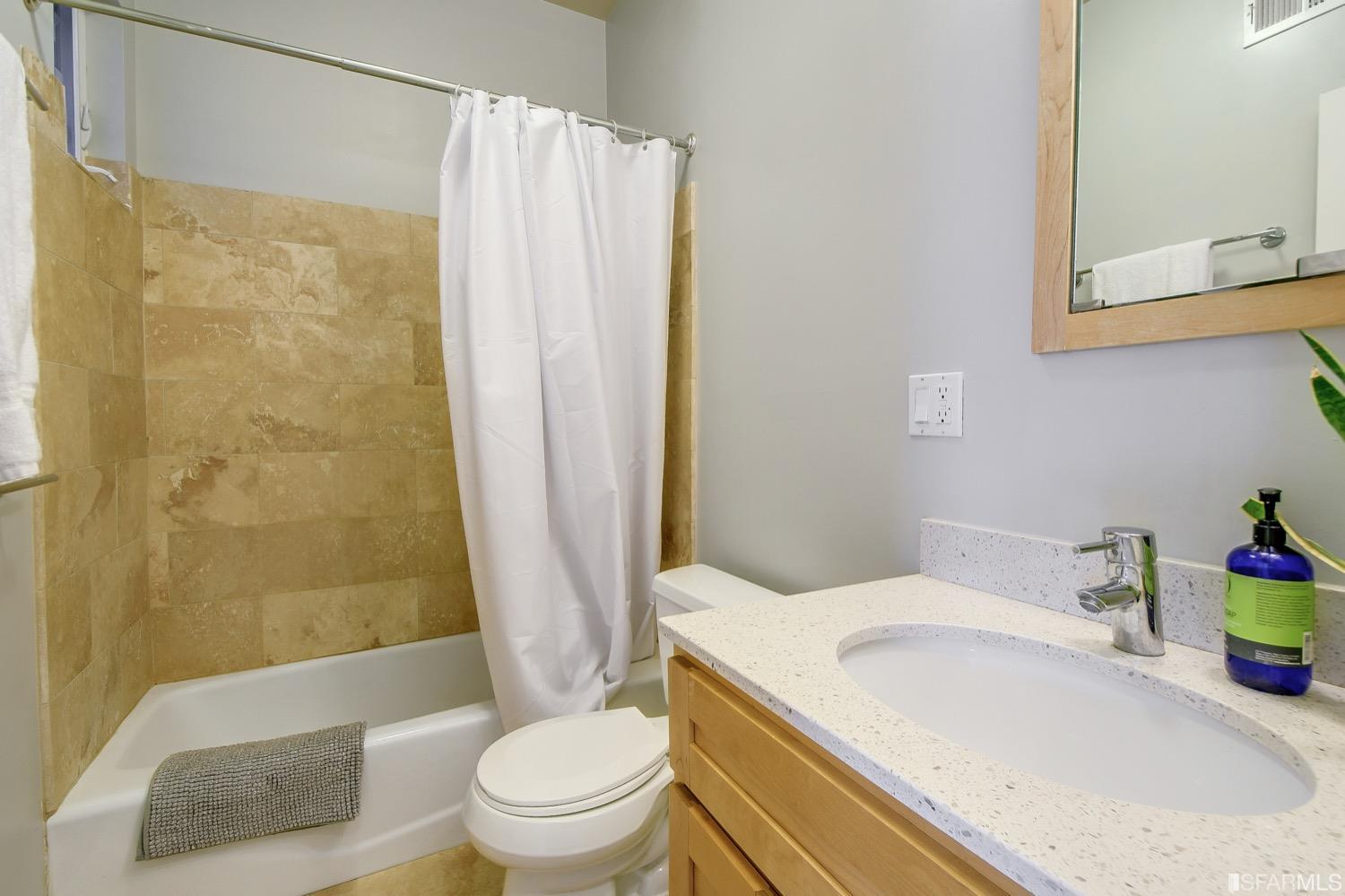 Detail Gallery Image 19 of 28 For 241 14th St, San Francisco,  CA 94103 - 2 Beds | 1 Baths