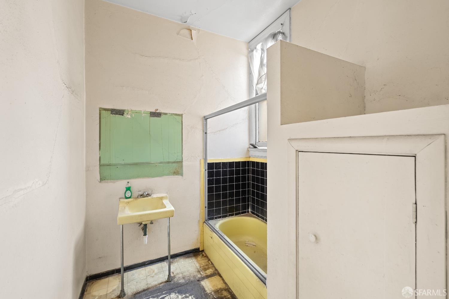 Detail Gallery Image 25 of 30 For 602 Alice St, Oakland,  CA 94607 - – Beds | – Baths